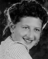 /album/kepgaleria-dr-mikecz-bela-es-lanya-mikecz-ilona/ilona5-jpg1/